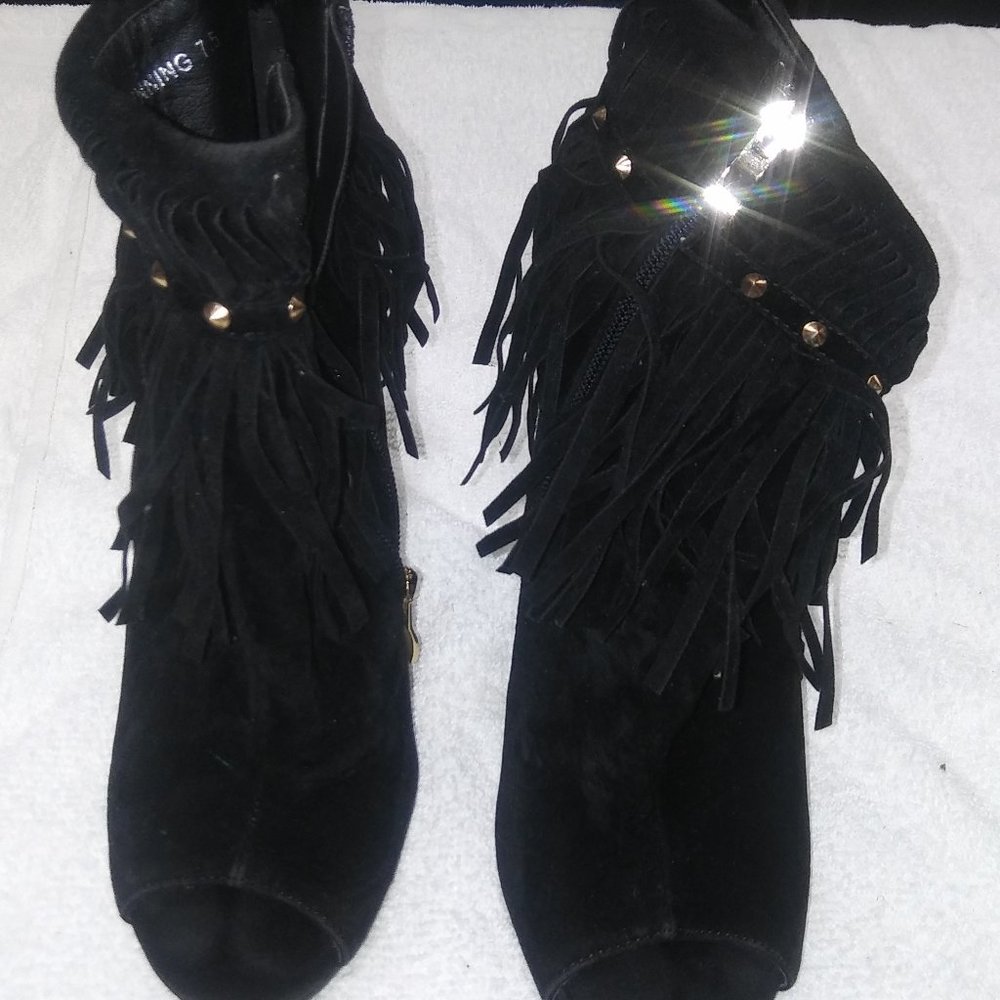 Red Kiss Stunning Black Stiletto Booties